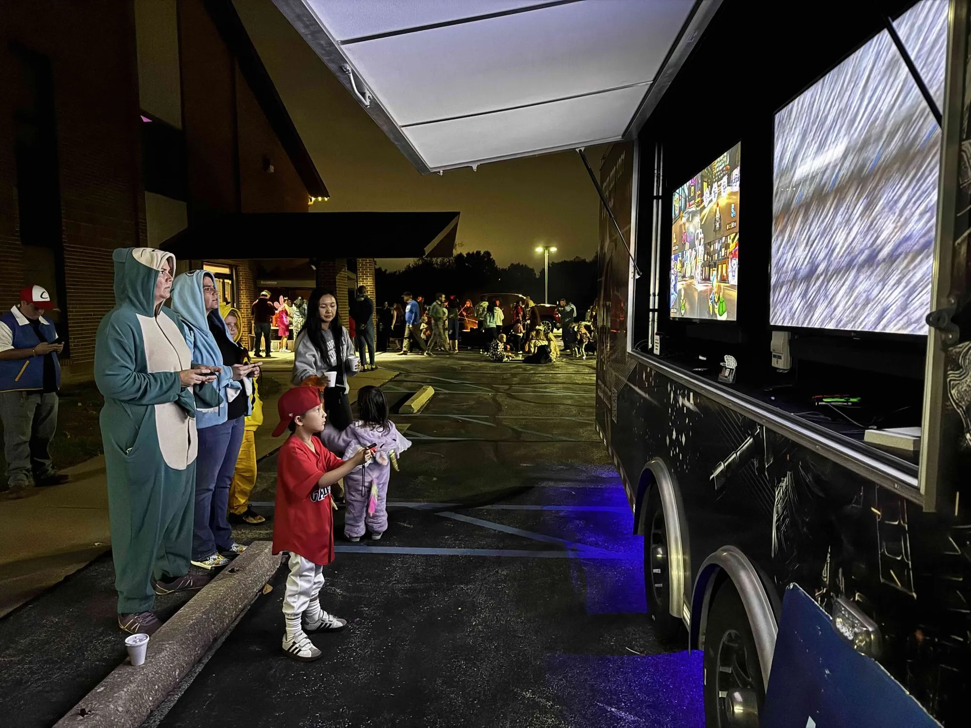A church youth night run by the Me 2 You Game Truck team